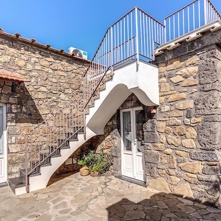 Villa Giulia Boutique Views Pool And Guest Services سورينتو المظهر الخارجي الصورة