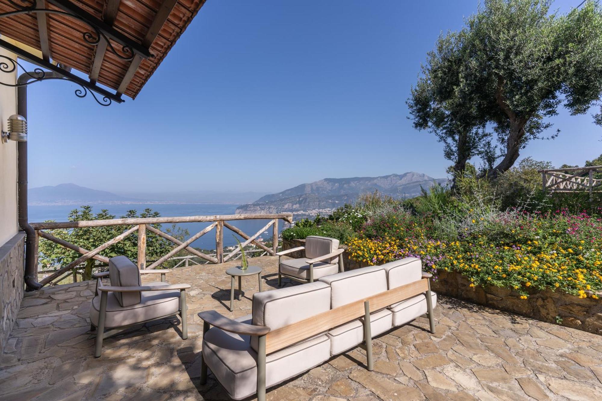Villa Giulia Boutique Views Pool And Guest Services سورينتو المظهر الخارجي الصورة