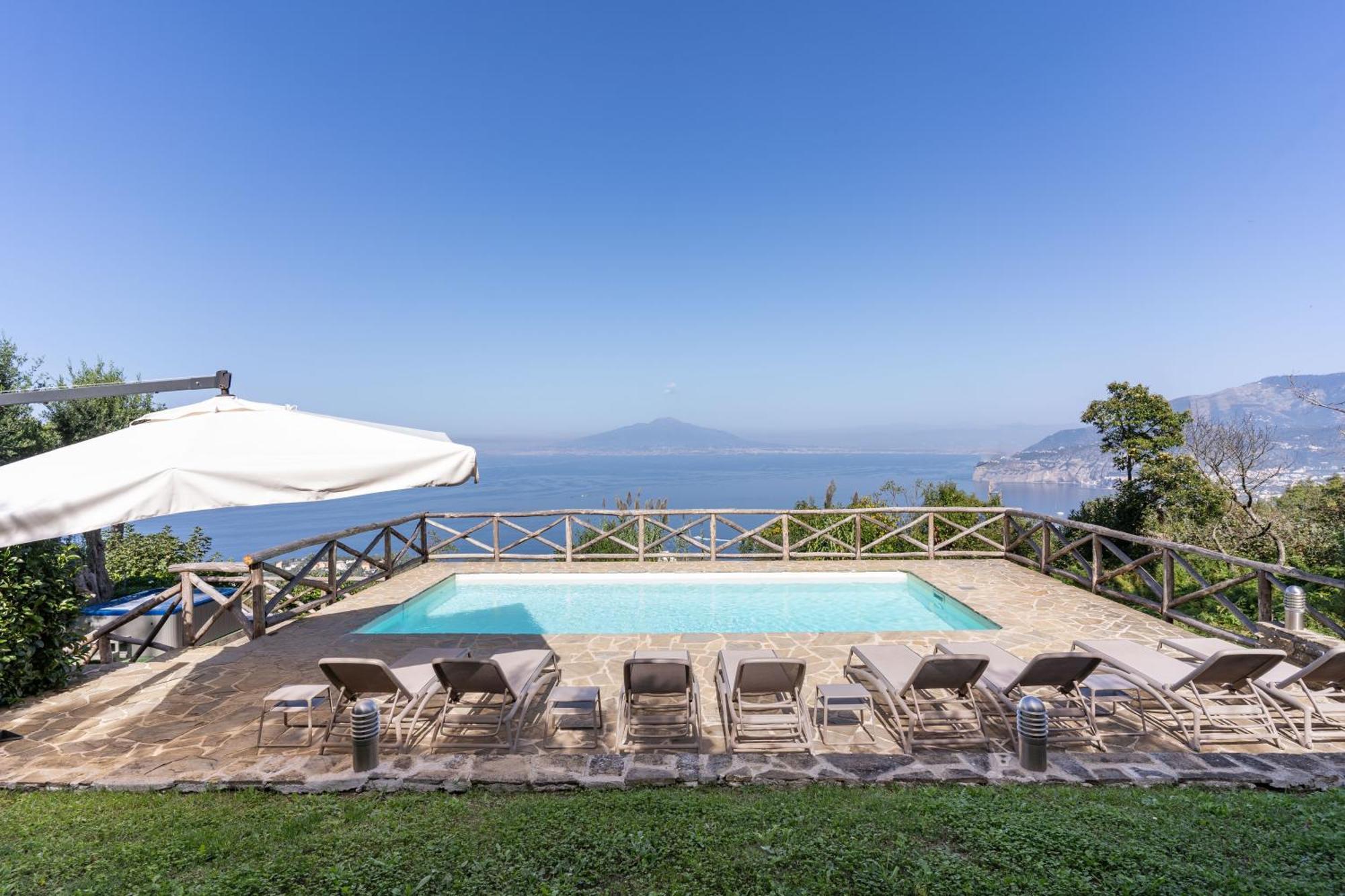 Villa Giulia Boutique Views Pool And Guest Services سورينتو المظهر الخارجي الصورة
